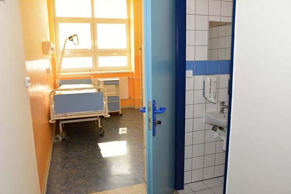 Součástí každého pokoje je vlastní sociální zařízení
