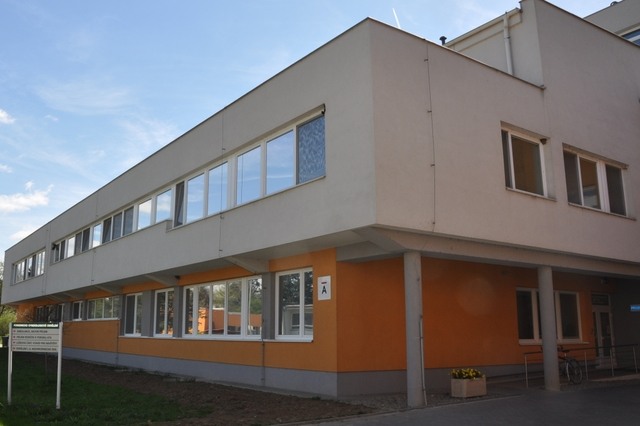 současná budova Porodnicko gynekologického oddělení